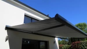 retractable awning on a cook county home in IL.